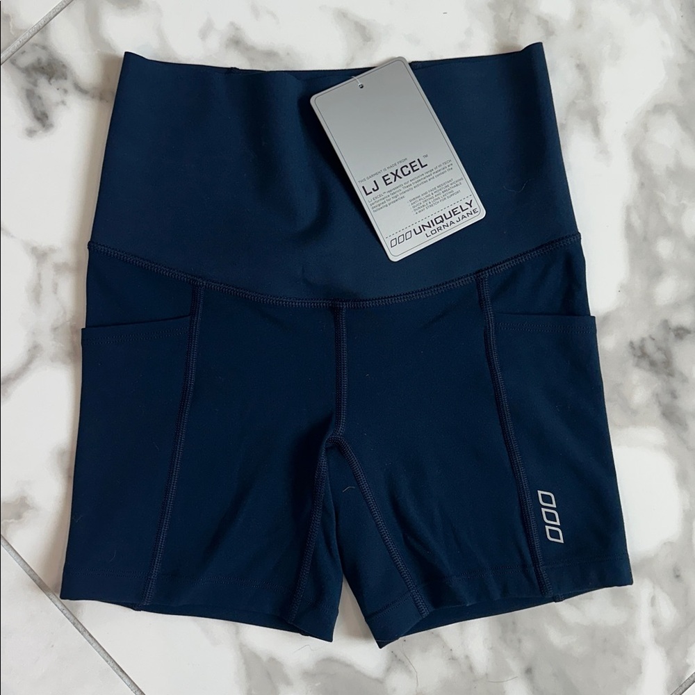 Lorna‎ Jane Fast Break Shorts Tight